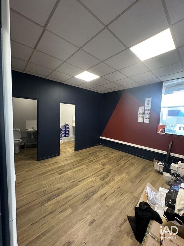 Local commercial - 120 m² - 3 pièces