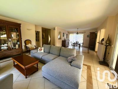 Maison - 182 m² - 6 pièces