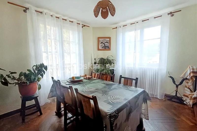 Maison - 120 m² - 5 pièces