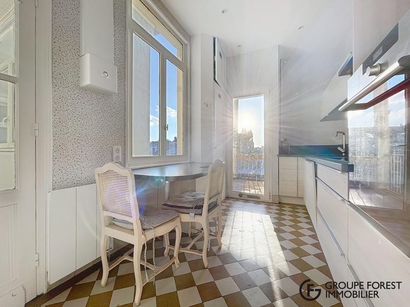 Appartement - 83 m² - 2 pièces