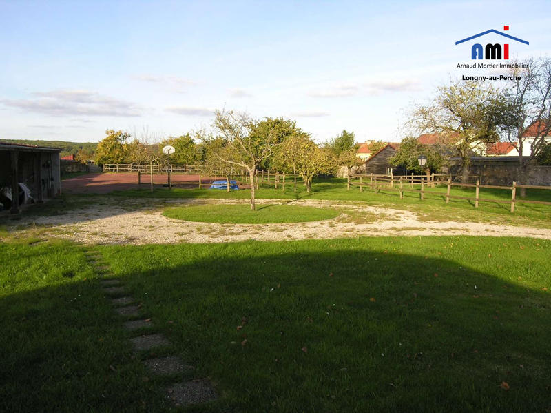 Maison - 380 m² - 7 pièces