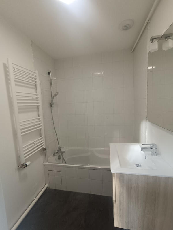 Appartement - 93 m² - 4 pièces