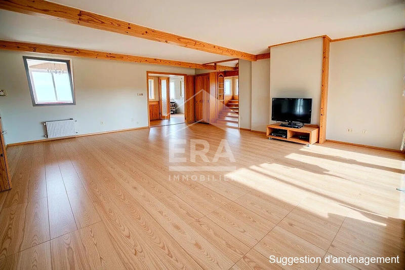 Maison - 196 m² - 7 pièces