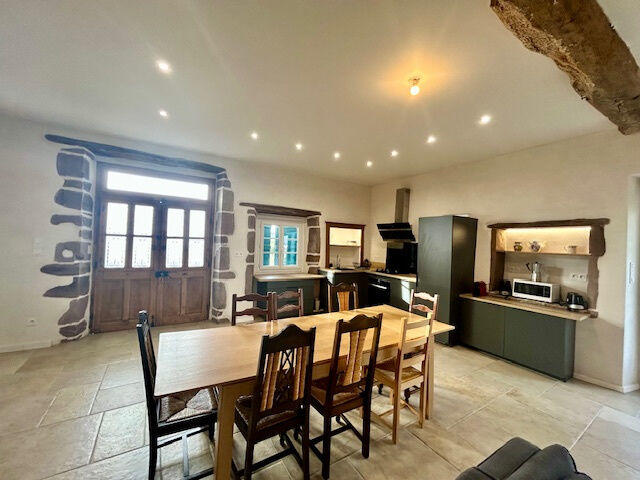 Maison - 160 m² - 6 pièces