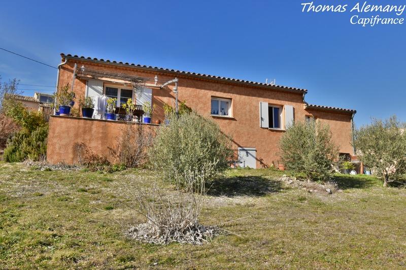 Villa - 93 m² - 4 pièces