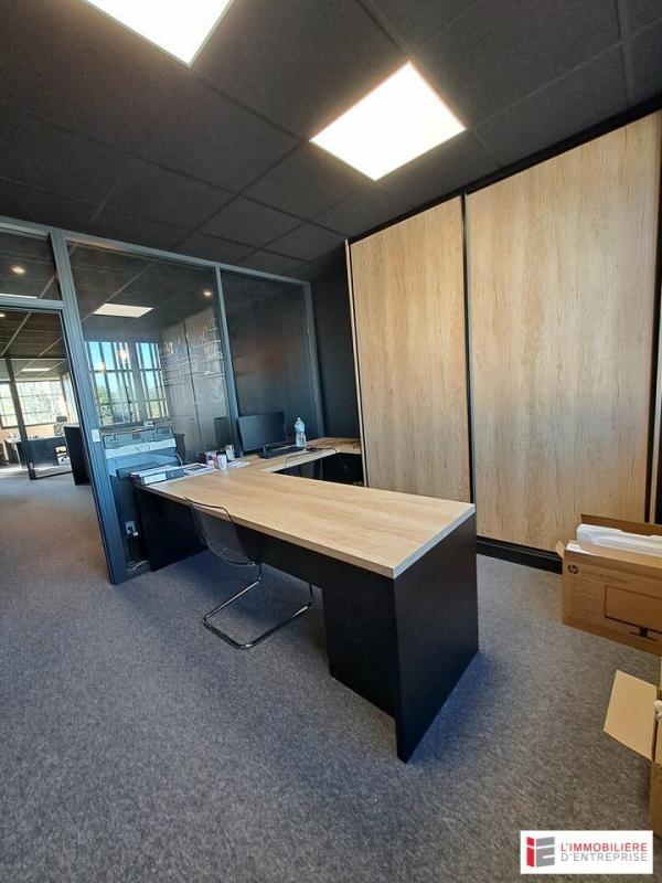 Bureau - 68 m²