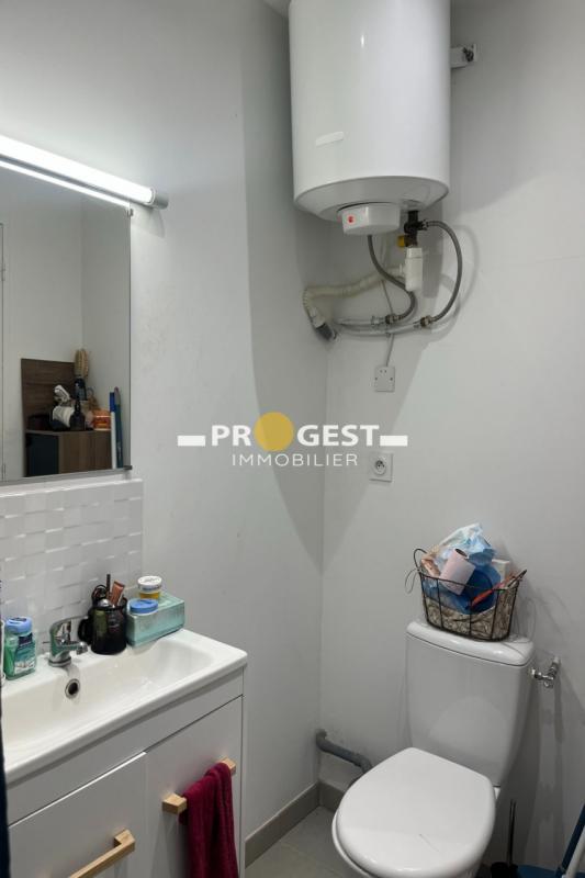 Studio - 25 m² - 1 pièce