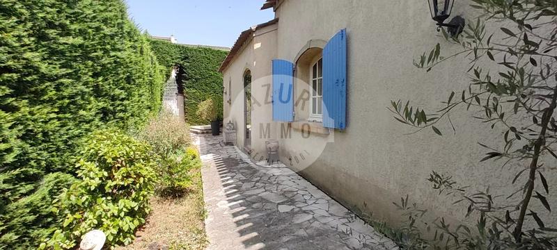 Maison - 160 m² - 5 pièces