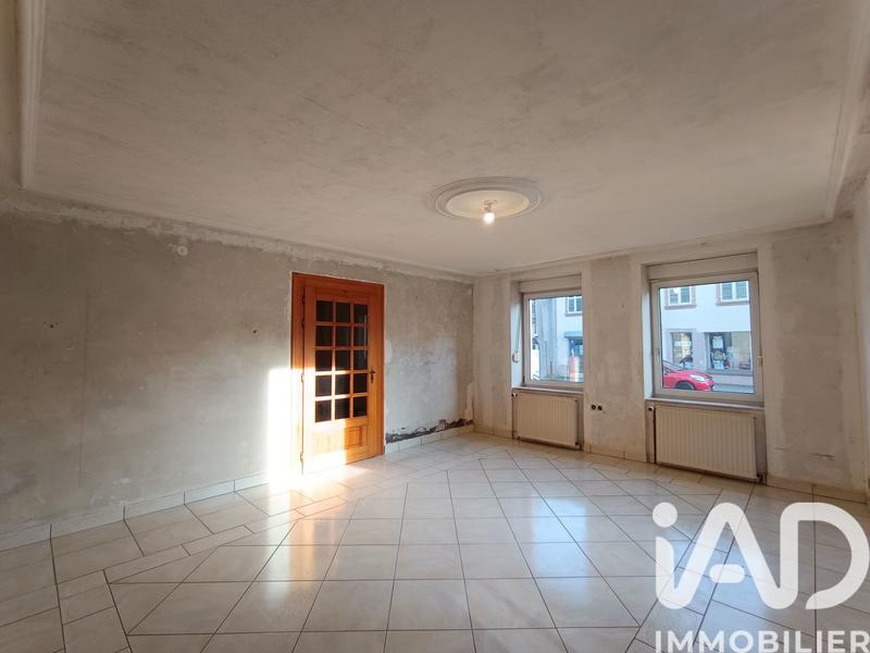 Maison - 201 m² - 7 pièces