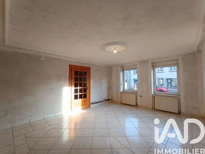 Maison - 201 m² - 7 pièces