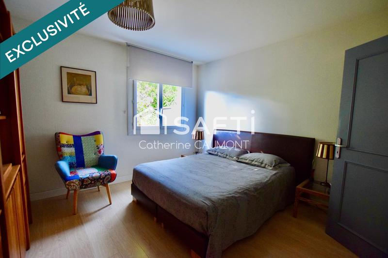 Maison - 246 m² - 10 pièces