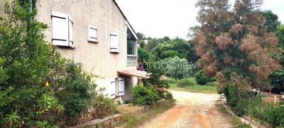 Demeure - 410 m² - 14 pièces