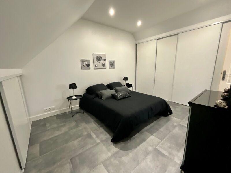 Maison - 171 m² - 5 pièces