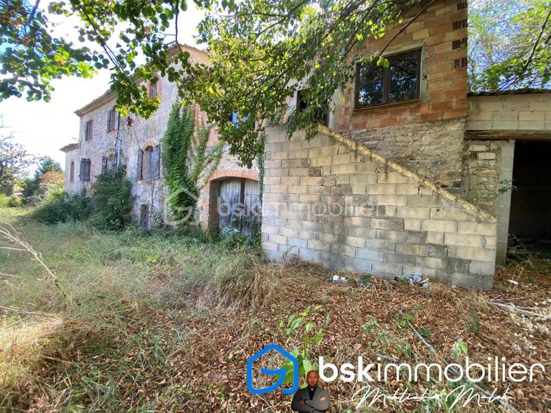 Mas - 400 m² - 15 pièces