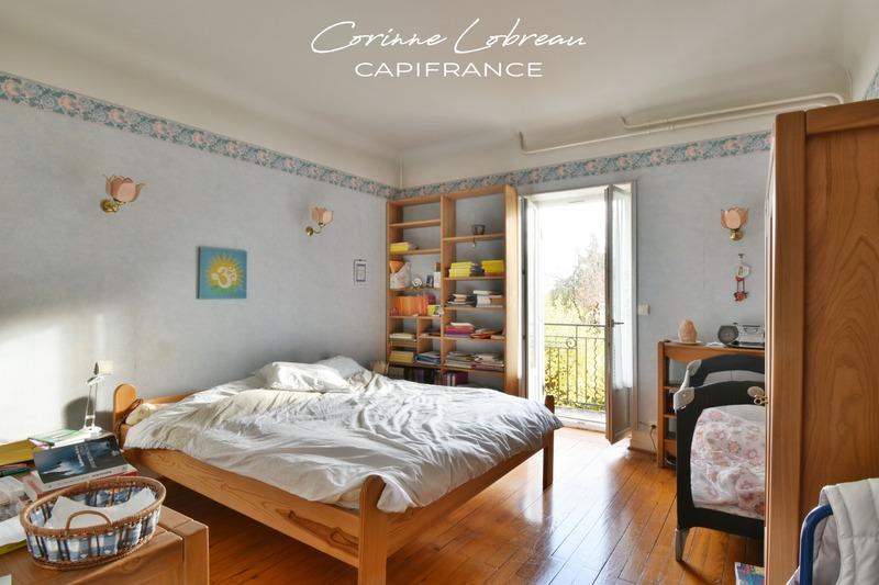 Maison de ville - 280 m² - 11 pièces