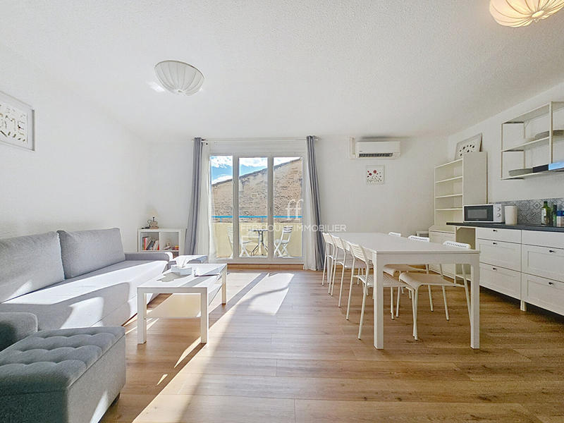 Appartement - 85 m² - 4 pièces