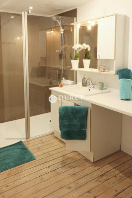 Local d'activités - 521 m²