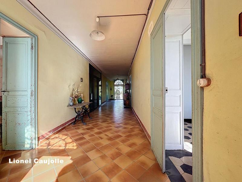 Propriété - 295 m² - 8 pièces