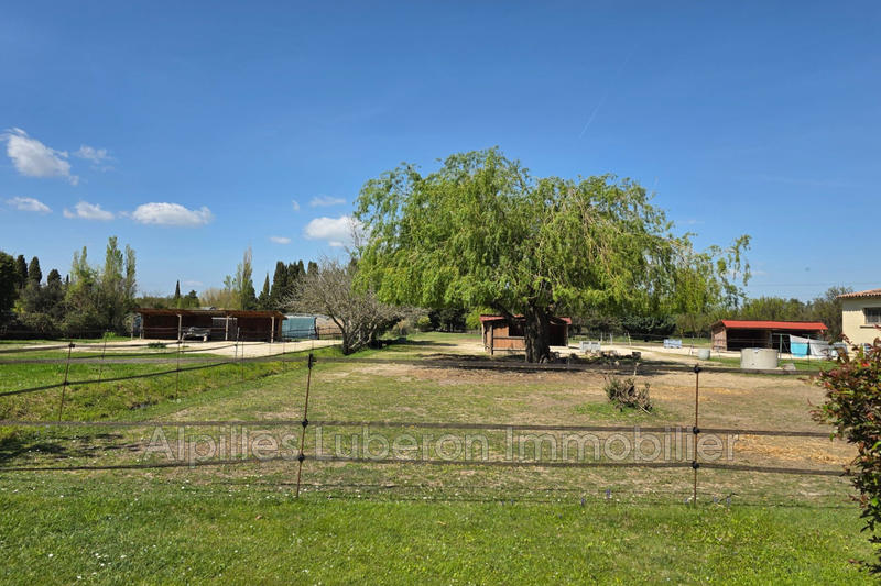 Maison - 220 m² - 4 pièces