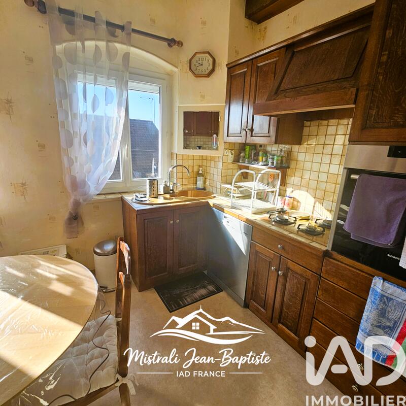 Maison - 179 m² - 7 pièces