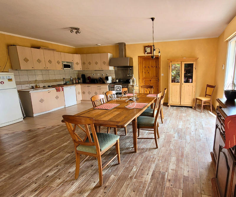 Maison - 151 m² - 5 pièces