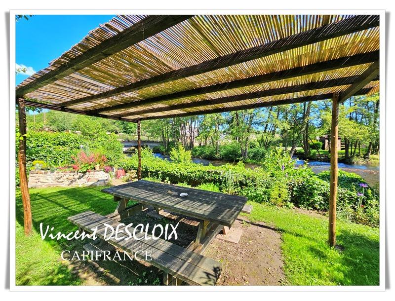 Maison de village - 280 m² - 10 pièces