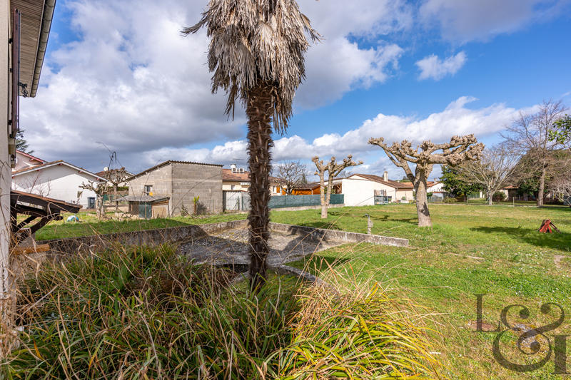 Maison - 98 m² - 4 pièces