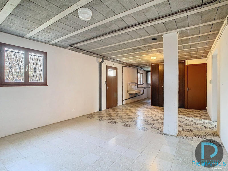 Maison - 97 m² - 5 pièces