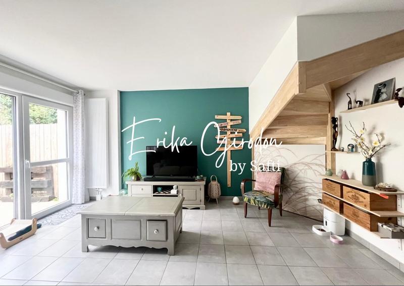 Maison - 94 m² - 4 pièces