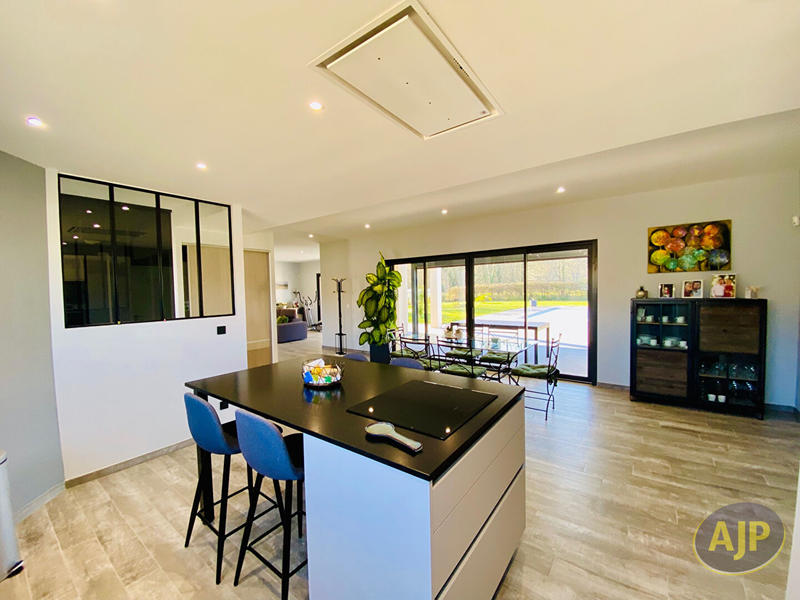 Villa - 150 m² - 4 pièces