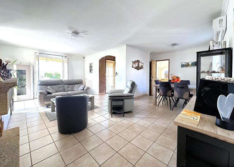 Maison - 105 m² - 4 pièces