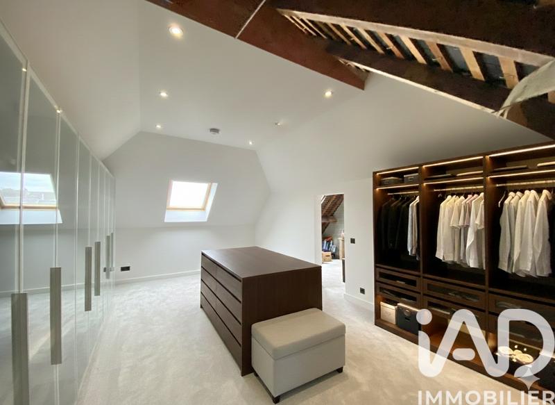 Maison - 196 m² - 6 pièces