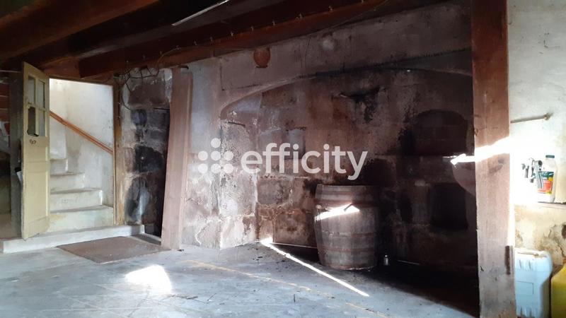 Maison - 240 m² - 10 pièces