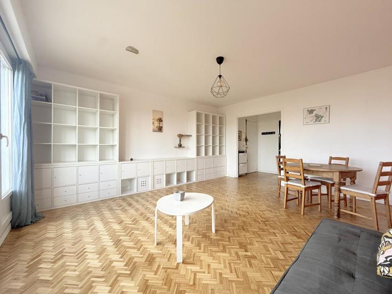 Appartement - 75 m² - 3 pièces