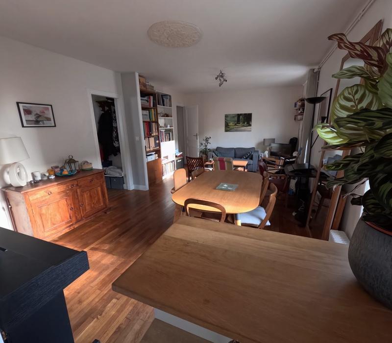 Appartement - 64 m² - 3 pièces