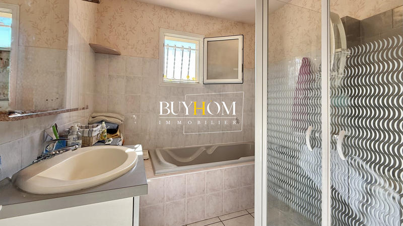 Maison - 96 m² - 4 pièces