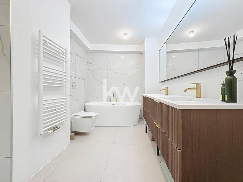 Appartement - 117 m² - 5 pièces