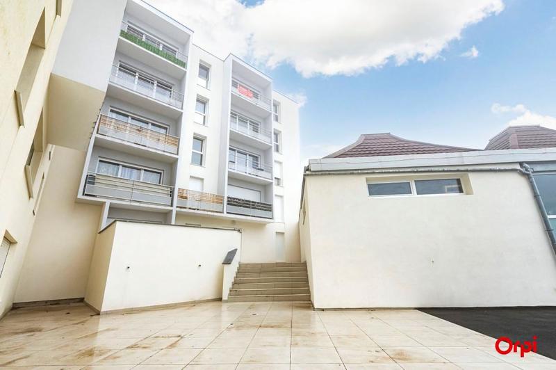 Appartement - 84 m² - 4 pièces