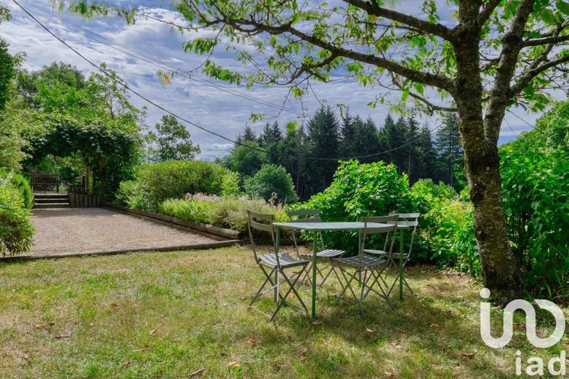 Maison - 215 m² - 6 pièces