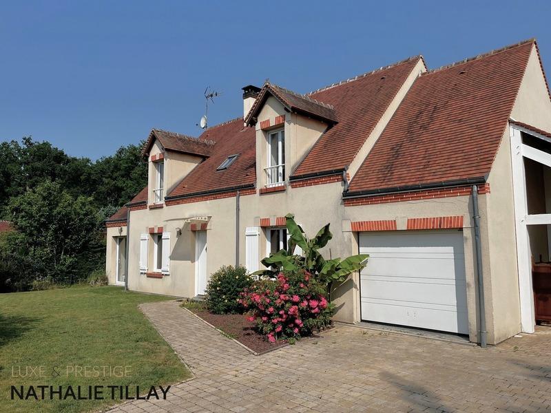 Maison - 180 m² - 7 pièces