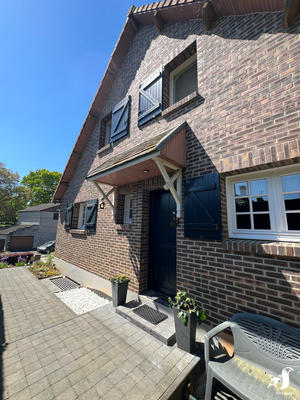 Maison - 140 m² - 9 pièces