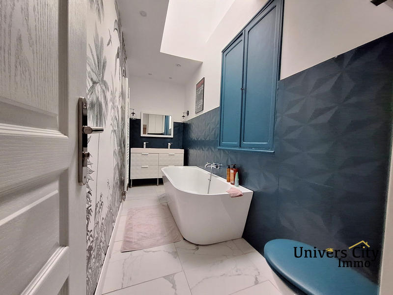 Maison ancienne - 196 m² - 9 pièces