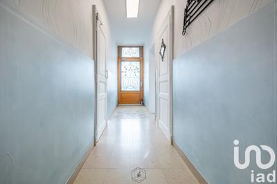 Maison - 262 m² - 7 pièces