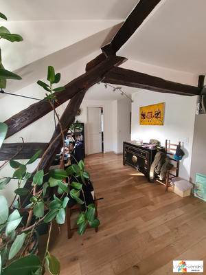 Appartement - 104 m² - 4 pièces