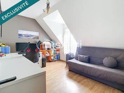 Maison - 90 m² - 5 pièces