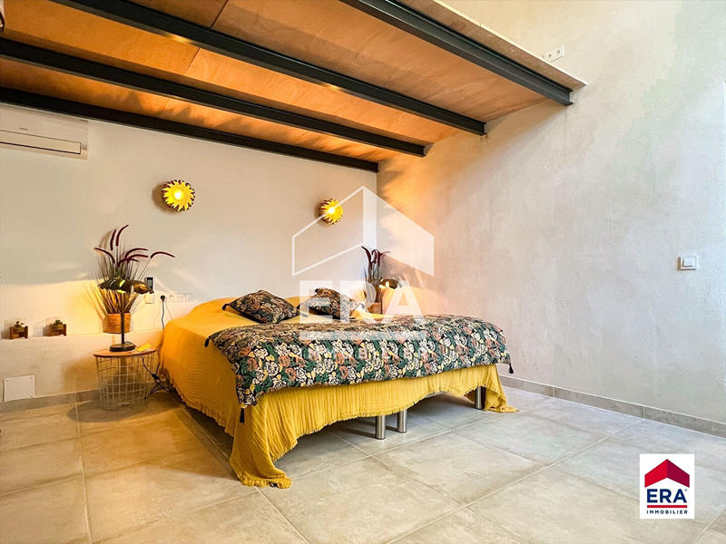 Maison - 196 m² - 5 pièces