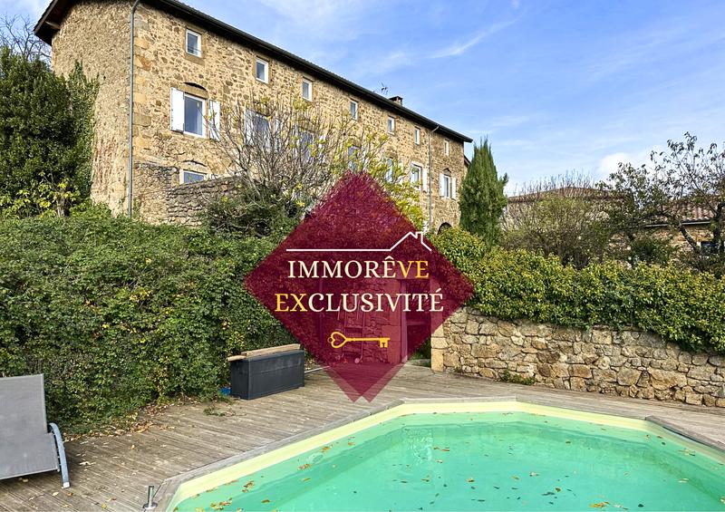 Maison - 357 m² - 11 pièces