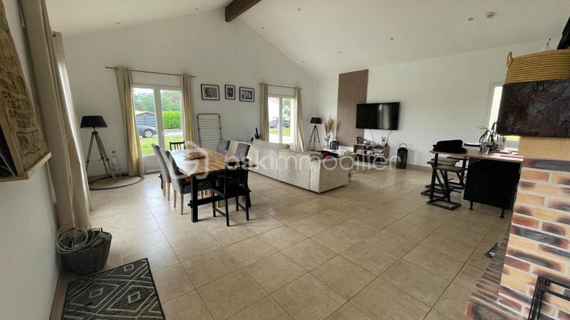 Maison - 138 m² - 5 pièces