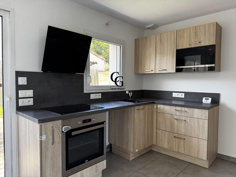 Maison - 80 m² - 4 pièces