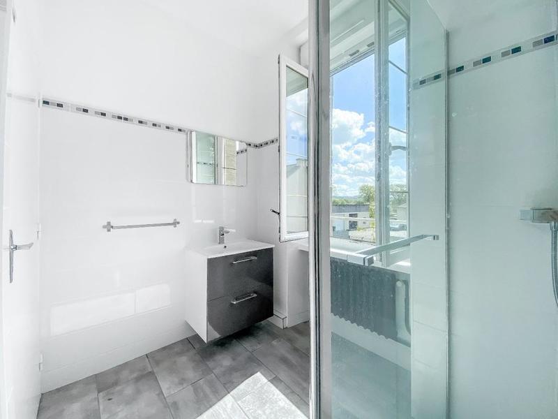 Maison bourgeoise - 117 m² - 6 pièces